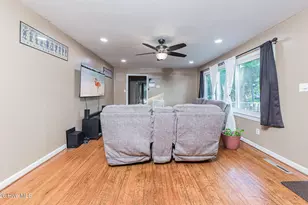 111 Dogwood Dr, Jacksonville, NC 28540 - Photo 10