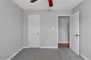 303 Sinclair Ln, Hubert, NC 28539 - Photo 18