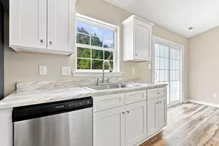 864 Mill River Rd, Jacksonville, NC 28540 - Photo 14
