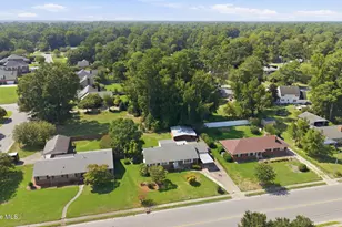 2002 Carey Rd, Kinston, NC 28501 - Photo 16