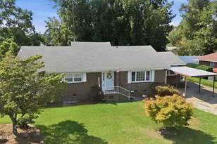 2002 Carey Rd, Kinston, NC 28501 - Photo 2