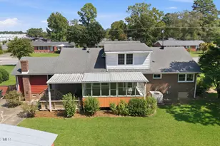 2002 Carey Rd, Kinston, NC 28501 - Photo 12