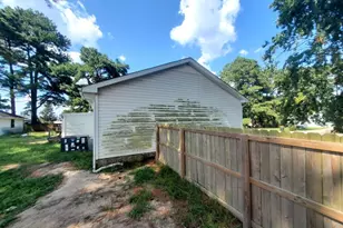 446 Farmingwood Rd, Greenville, NC 27858 - Photo 10