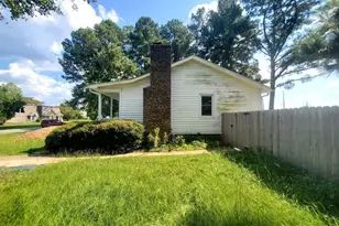446 Farmingwood Rd, Greenville, NC 27858 - Photo 6