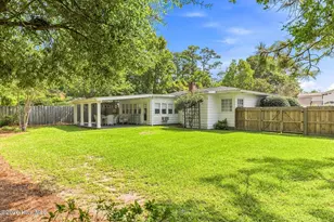2105 Camellia Dr, Wilmington, NC 28403 - Photo 30