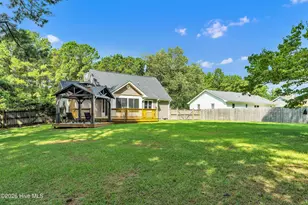 117 Foster Creek Ct, Swansboro, NC 28584 - Photo 46