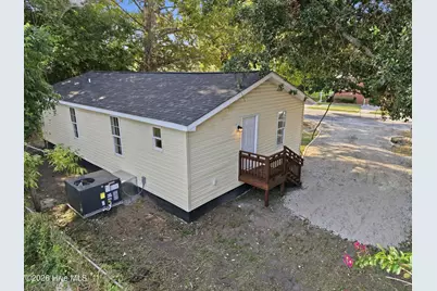 105 W Wallace Street, Burgaw, NC 28425 - Photo 32