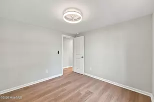 105 W Wallace St, Burgaw, NC 28425 - Photo 18