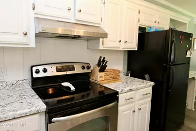 329 S Wedgewood Drive, Washington, NC 27889 - Photo 12