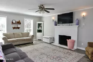 329 S Wedgewood Dr, Washington, NC 27889 - Photo 8
