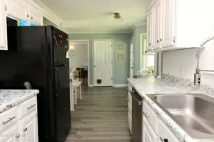 329 S Wedgewood Dr, Washington, NC 27889 - Photo 14