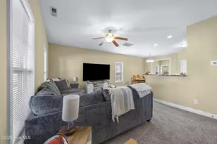 709 Jasmine Ln, Jacksonville, NC 28546 - Photo 8