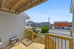 1513 Easy St, Surf City, NC 28445 - Photo 8