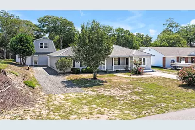114 NE 8th St, Oak Island, NC 28465 - Photo 40