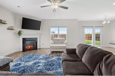 1818 Olde Towne Pointe Boulevard, Jacksonville, NC 28546 - Photo 16