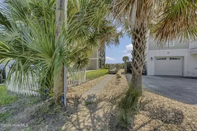 926 Fort Fisher Boulevard S, Kure Beach, NC 28449 - Photo 4
