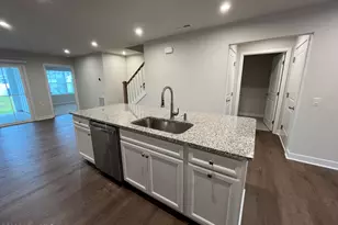 4184 Farmfield Dr, Navassa, NC 28451 - Photo 4