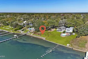5005 Holly Ln, Morehead City, NC 28557 - Photo 8