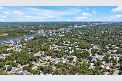 127 NE 15th St, Oak Island, NC 28465 - Photo 50