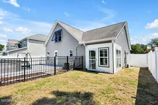 127 NE 15th St, Oak Island, NC 28465 - Photo 34