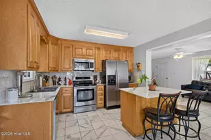 418 Sellers St, Oak Island, NC 28465 - Photo 18