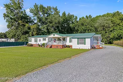 88 Holiday Lane, Newton Grove, NC 28366 - Photo 2