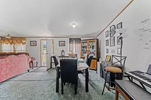 88 Holiday Ln, Newton Grove, NC 28366 - Photo 10