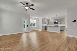 506 W Red Head Cir, Sneads Ferry, NC 28460 - Photo 8