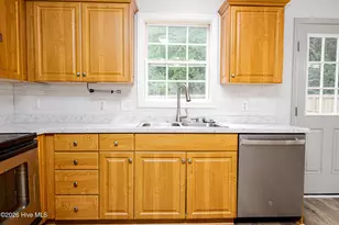 614 Walnut Dr, Jacksonville, NC 28540 - Photo 10