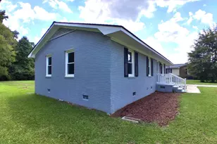 2427 Bonnie Best Rd, Williamston, NC 27892 - Photo 4