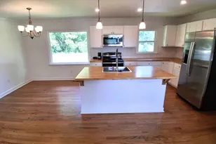 2427 Bonnie Best Rd, Williamston, NC 27892 - Photo 6