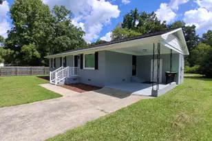 2427 Bonnie Best Rd, Williamston, NC 27892 - Photo 2