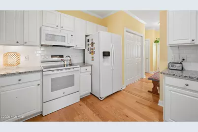 3706 Willow Run Drive, Greenville, NC 27858 - Photo 10
