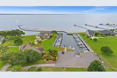 120 Pine Bluff Drive, Morehead City, NC 28557 - Photo 16