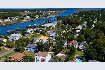 337 NE 41st Street, Oak Island, NC 28465 - Photo 32