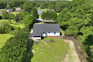 204 Dustin Dr, Benson, NC 27504 - Photo 30