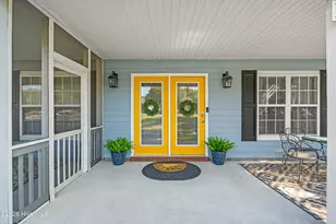 1631 Chadwick Shores Dr, Sneads Ferry, NC 28460 - Photo 4