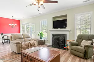 127 Cotton Patch Ct, Burgaw, NC 28425 - Photo 14