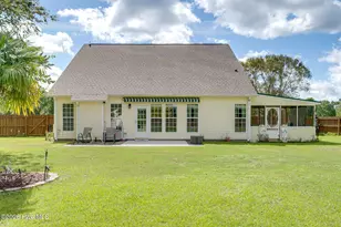 127 Cotton Patch Ct, Burgaw, NC 28425 - Photo 4