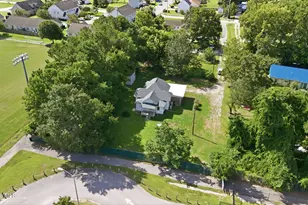 1112 Wilson Ave, Morehead City, NC 28557 - Photo 32