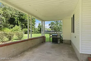 1112 Wilson Ave, Morehead City, NC 28557 - Photo 30