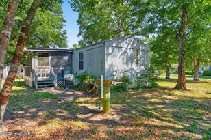 1649 Woodview Cir SW, Ocean Isle Beach, NC 28469 - Photo 2