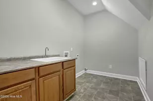 305 Hickory Ln, Hampstead, NC 28443 - Photo 30