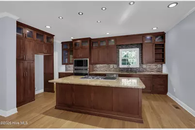 305 Hickory Lane, Hampstead, NC 28443 - Photo 10