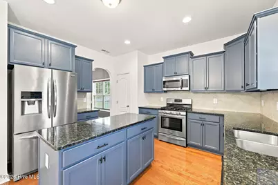 1105 Whitney Drive, Aberdeen, NC 28315 - Photo 18