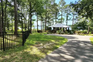 104 Queens Harbor Dr, Swansboro, NC 28584 - Photo 26