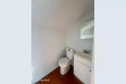 401 Bank Street, Washington, NC 27889 - Photo 8