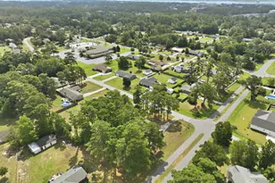 1000 Hedrick Blvd, Morehead City, NC 28557 - Photo 4