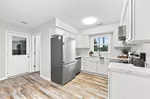 1000 Hedrick Blvd, Morehead City, NC 28557 - Photo 16