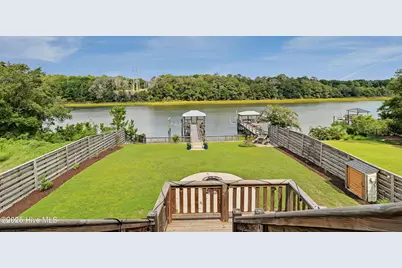 602 E Yacht Drive, Oak Island, NC 28465 - Photo 2